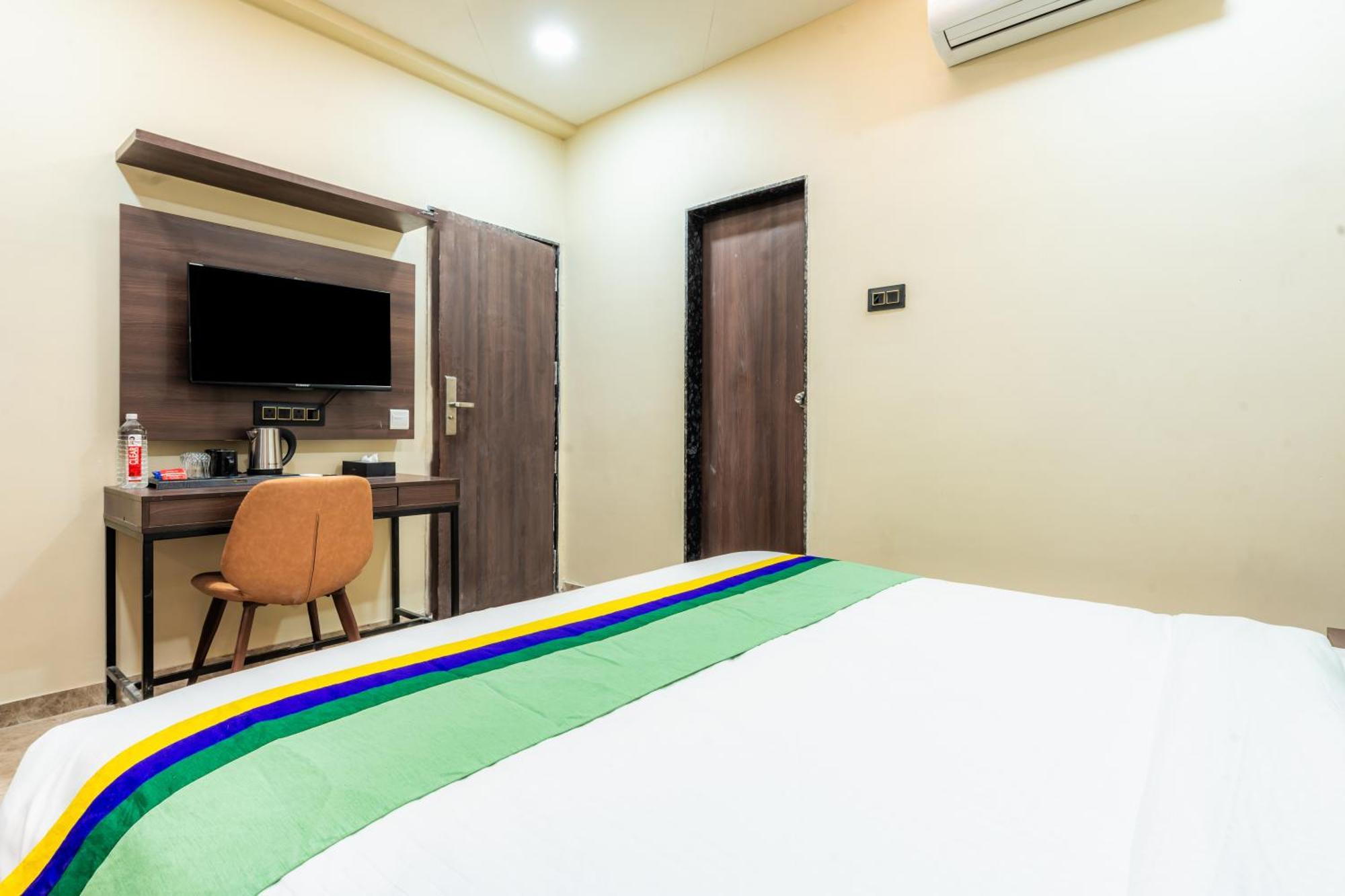 Treebo City Center Sakardara Ngoại thất bức ảnh