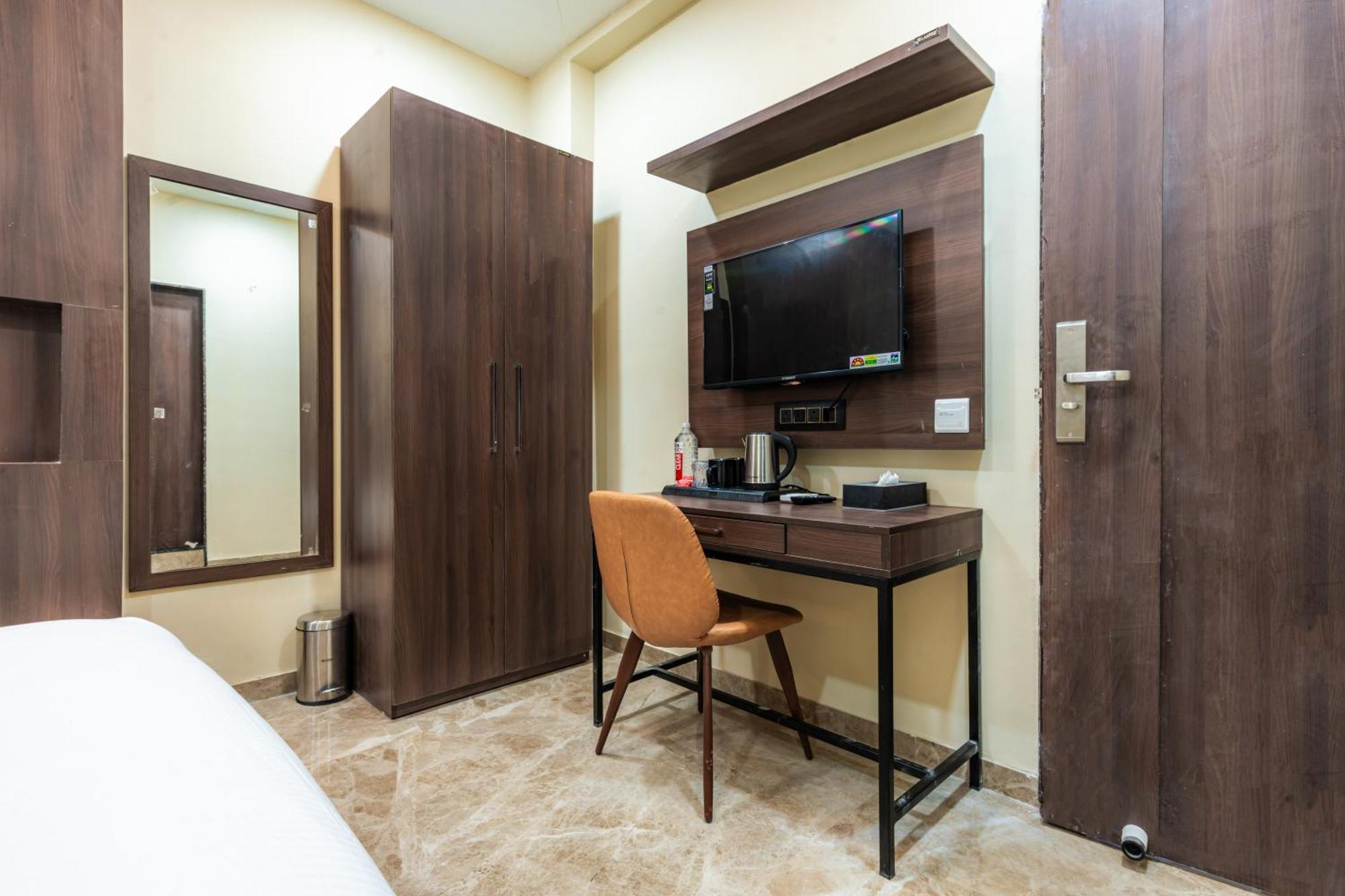 Treebo City Center Sakardara Ngoại thất bức ảnh