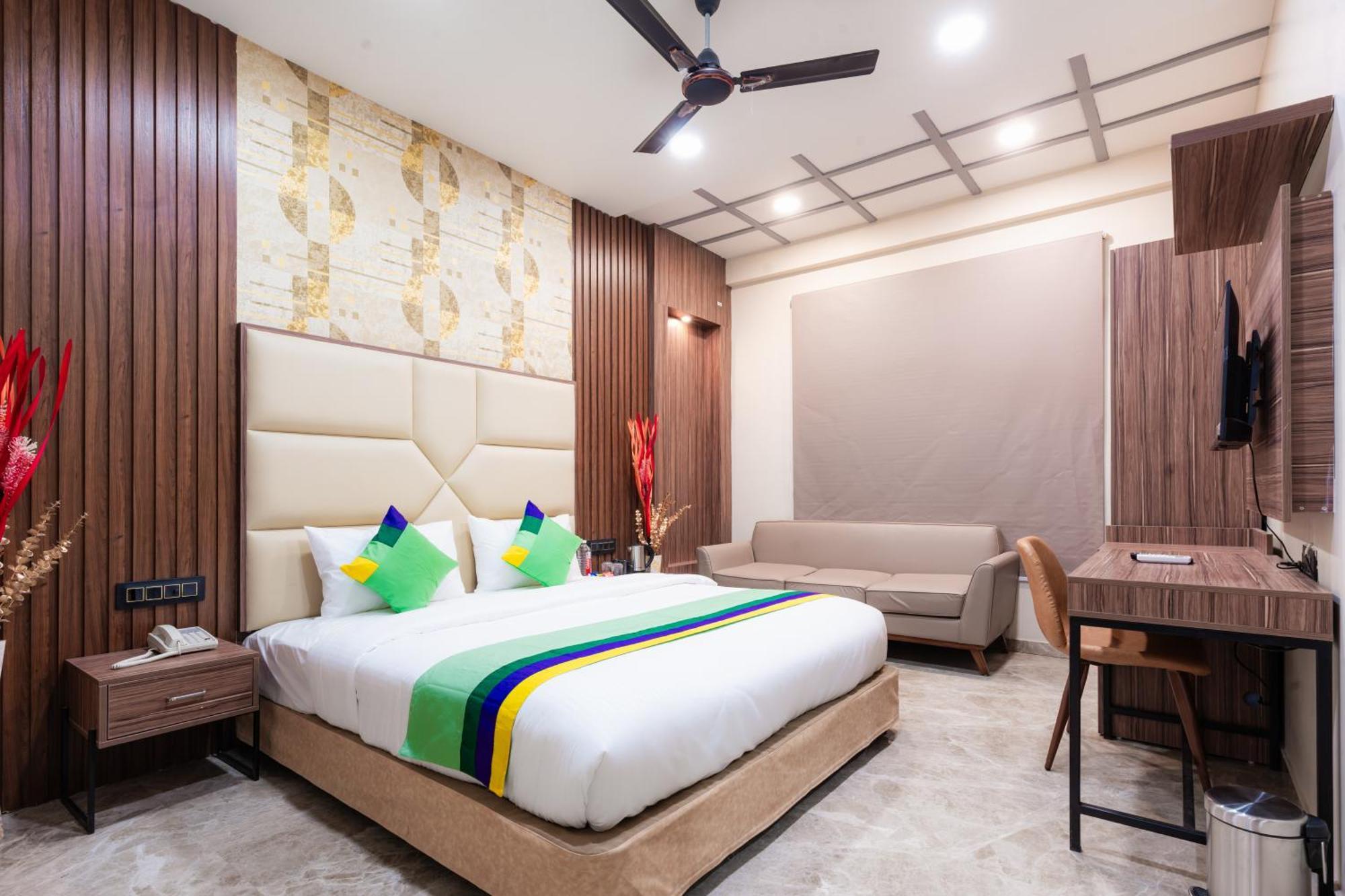 Treebo City Center Sakardara Ngoại thất bức ảnh