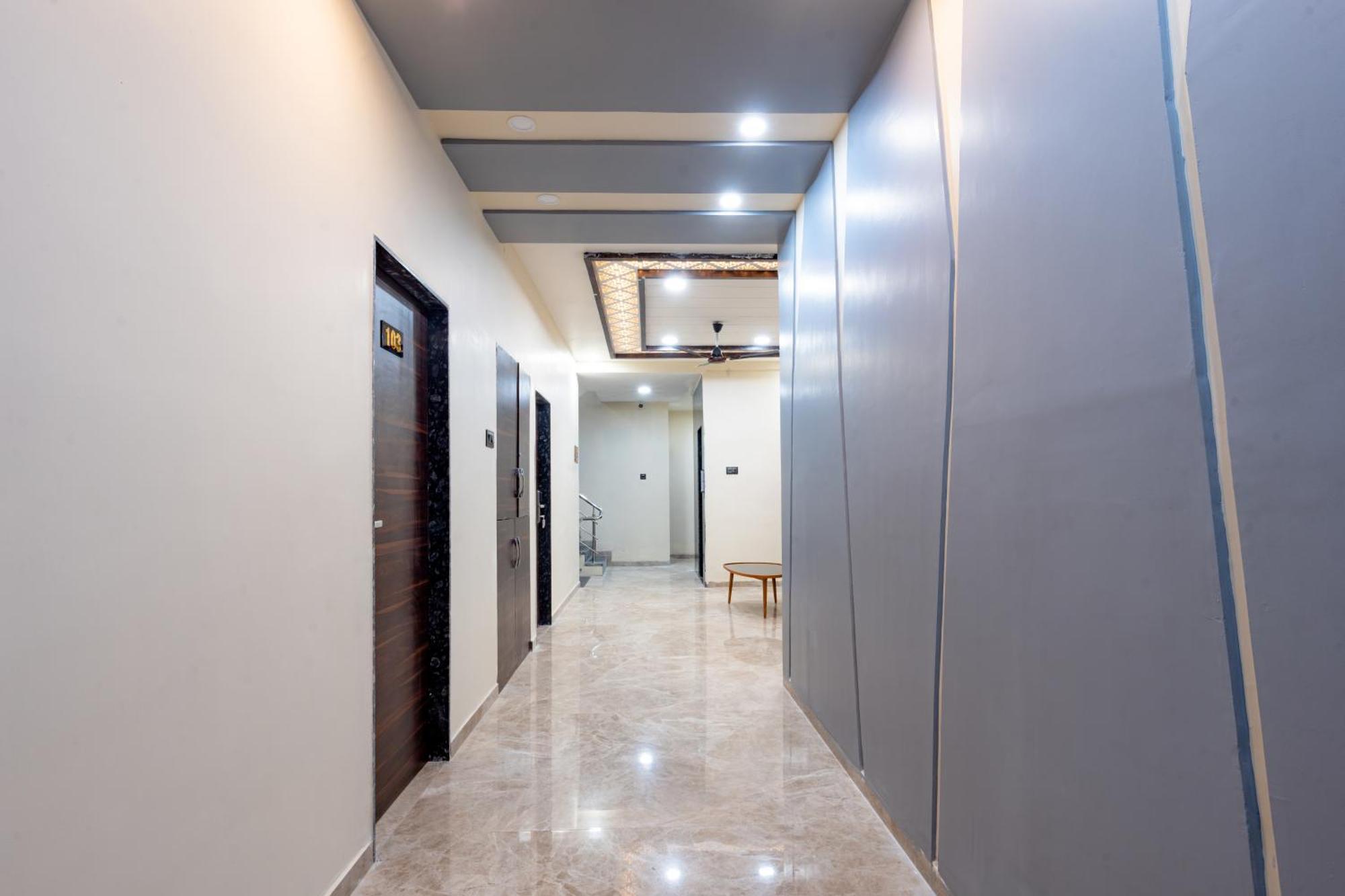 Treebo City Center Sakardara Ngoại thất bức ảnh